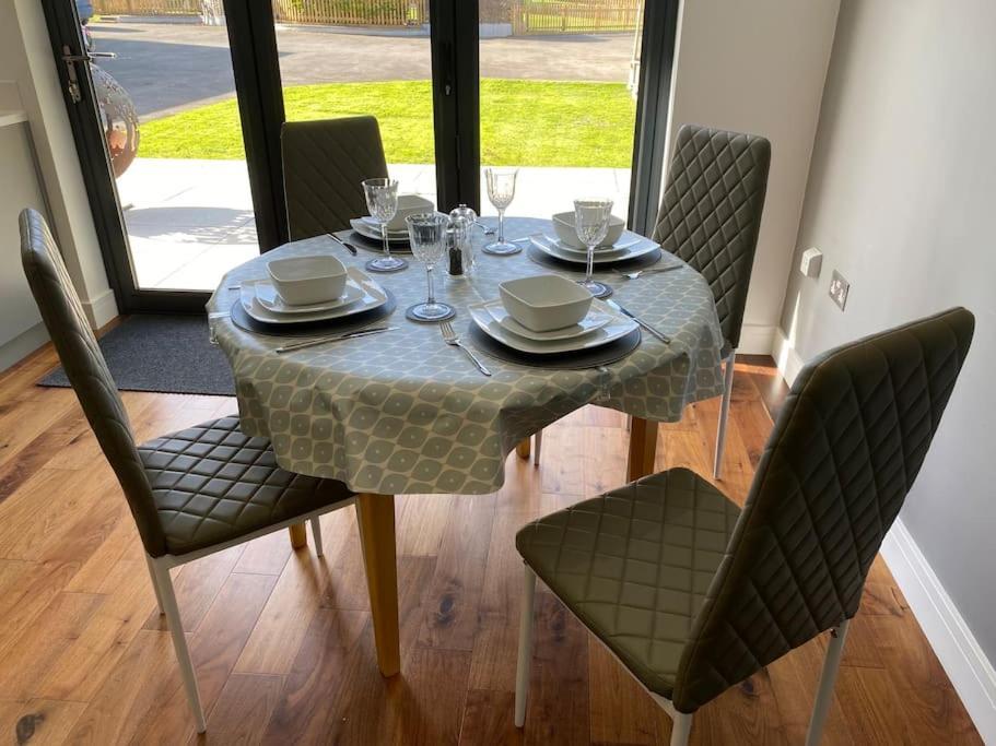 East Chinnock Cedar Garden Cottage מראה חיצוני תמונה